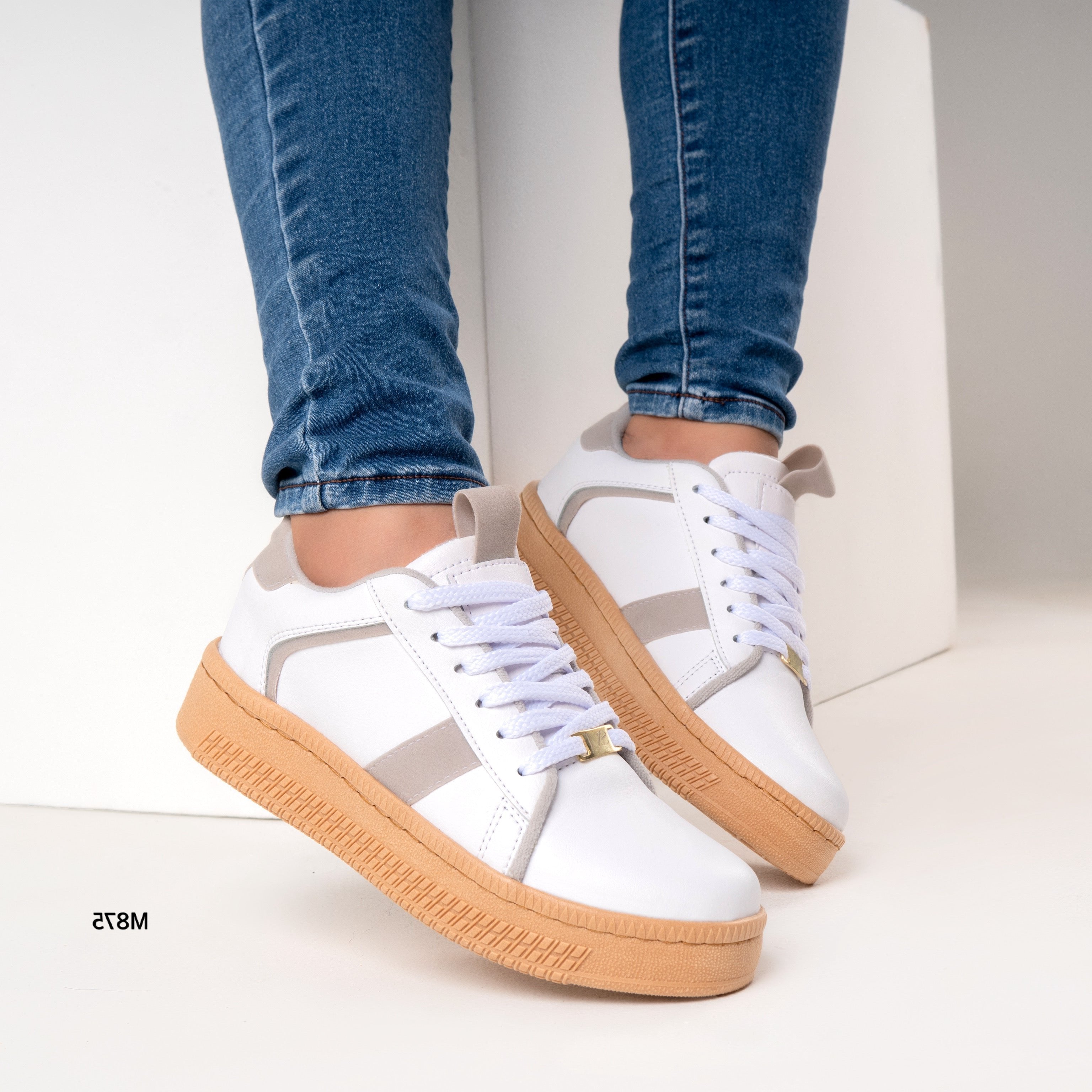 TENIS DE DAMA M875